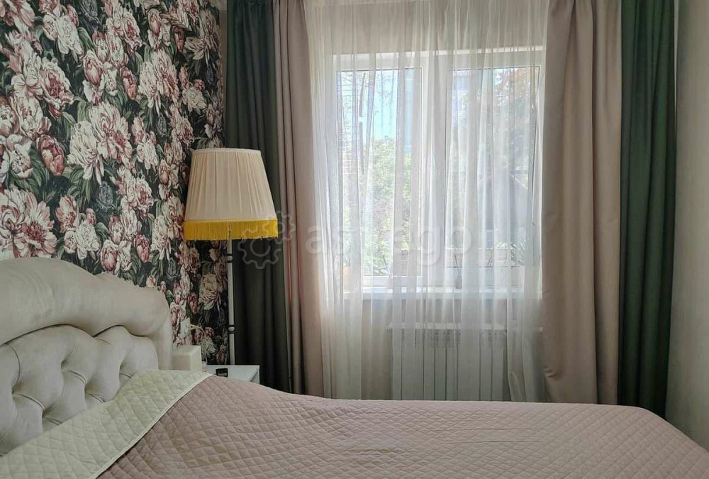 4-комн. квартира, 59.3 м2, 2/5 эт. Астрахань - изображение 2