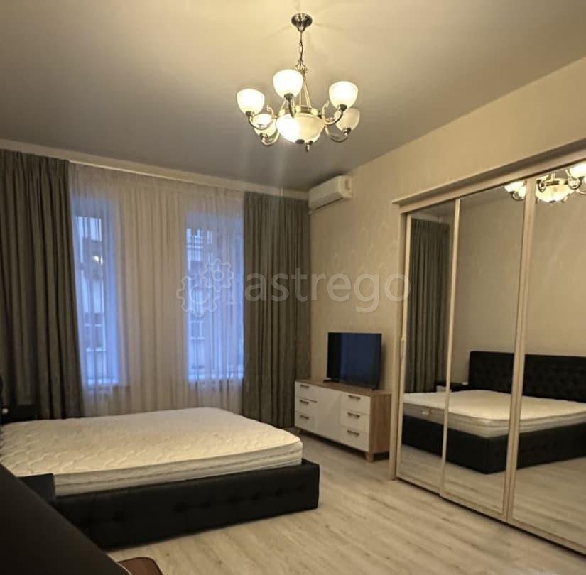 2-комн. квартира, 90 м2, 3/8 эт. Санкт-Петербург - изображение 1