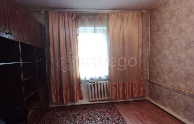 Комната, 17 м2, 1/2 эт. Красноярск - изображение 1