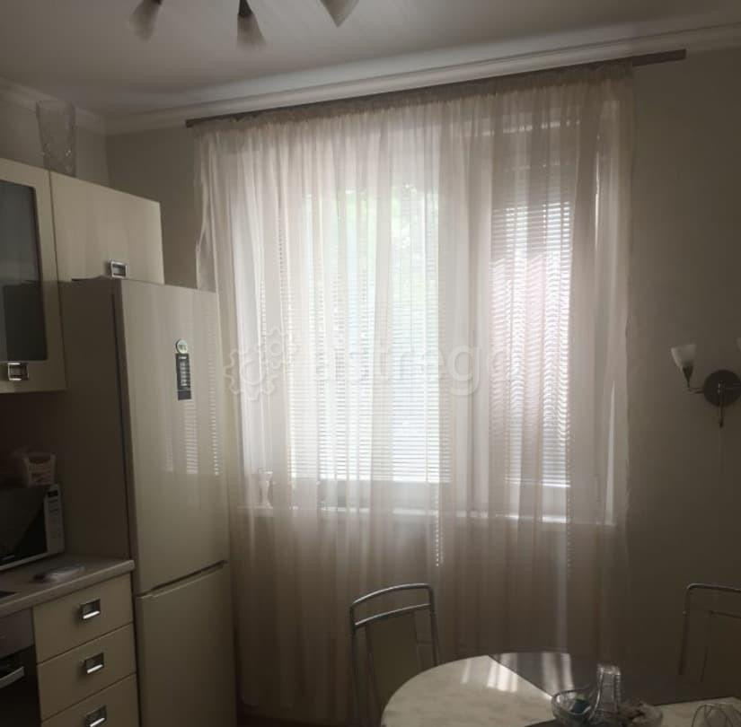 Комната, 54 м2, 2/17 эт. Москва - изображение 2
