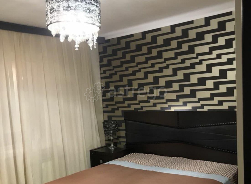 2-комн. квартира, 55 м2, 4/10 эт. Красноярск - изображение 1