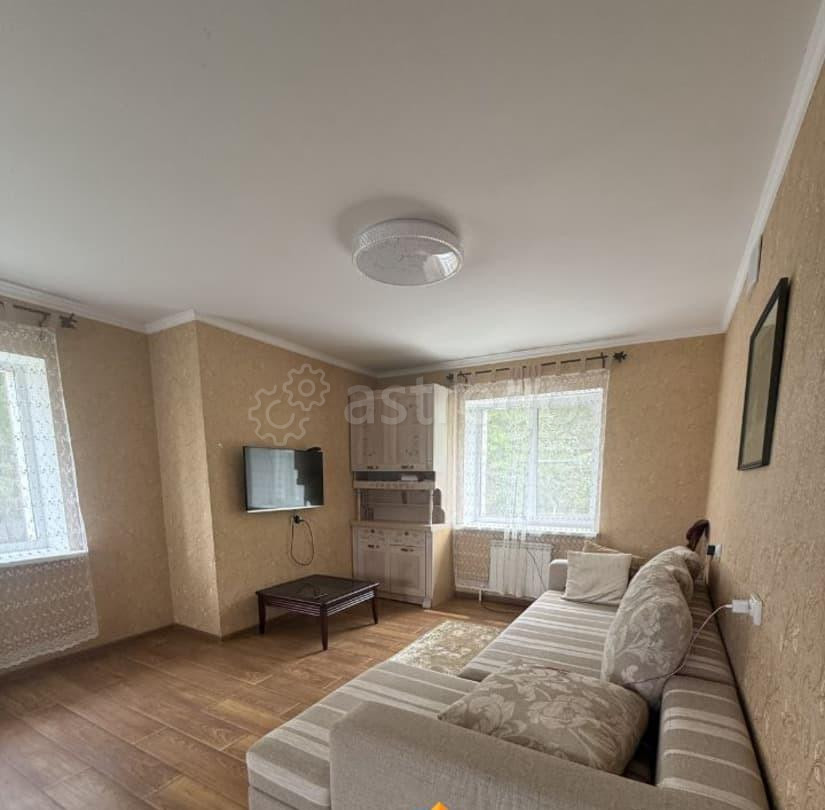 Дом, 200 м2, 10 соток, 3 эт. Красноярск - изображение 3