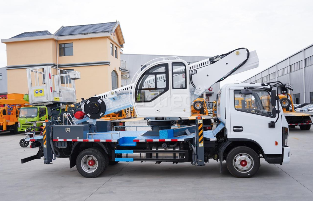 Автовышка ISUZU ELF KV100 30 м, с кабиной оператора Челябинск - изображение 1