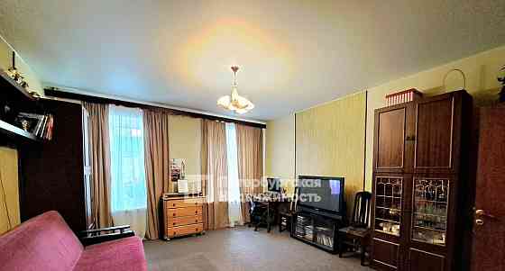 4-комн. квартира, 85 м2, 2/4 эт. Санкт-Петербург
