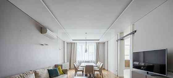3-комн. квартира, 120 м2, 4/23 эт. Москва