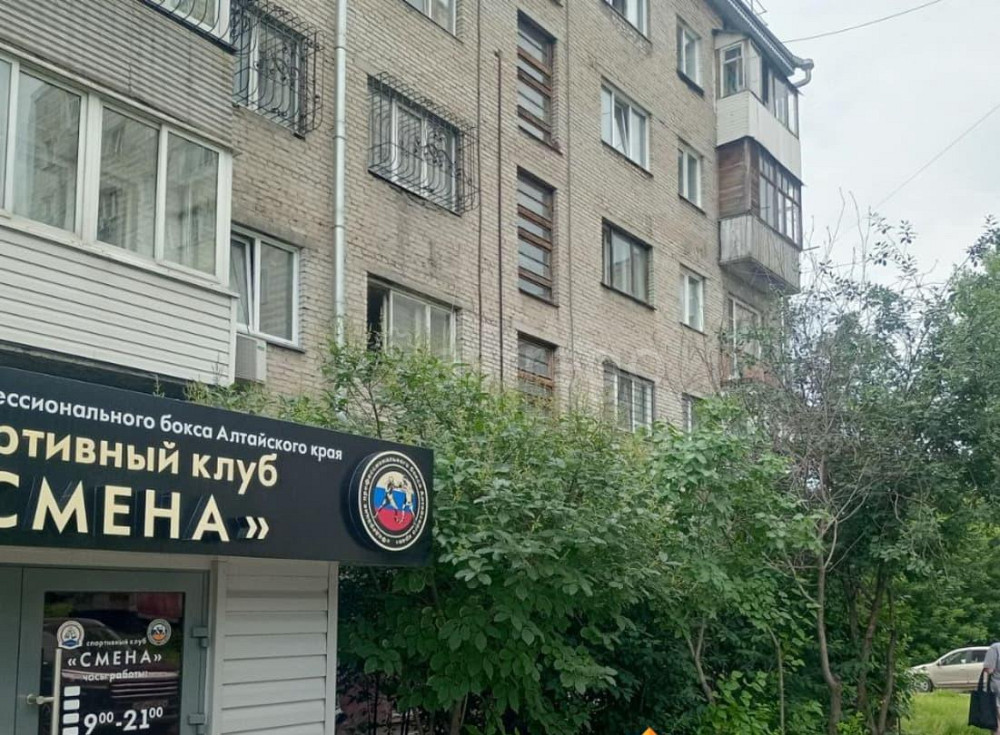 Комната, 10 м2, 5/5 эт. Барнаул - изображение 2