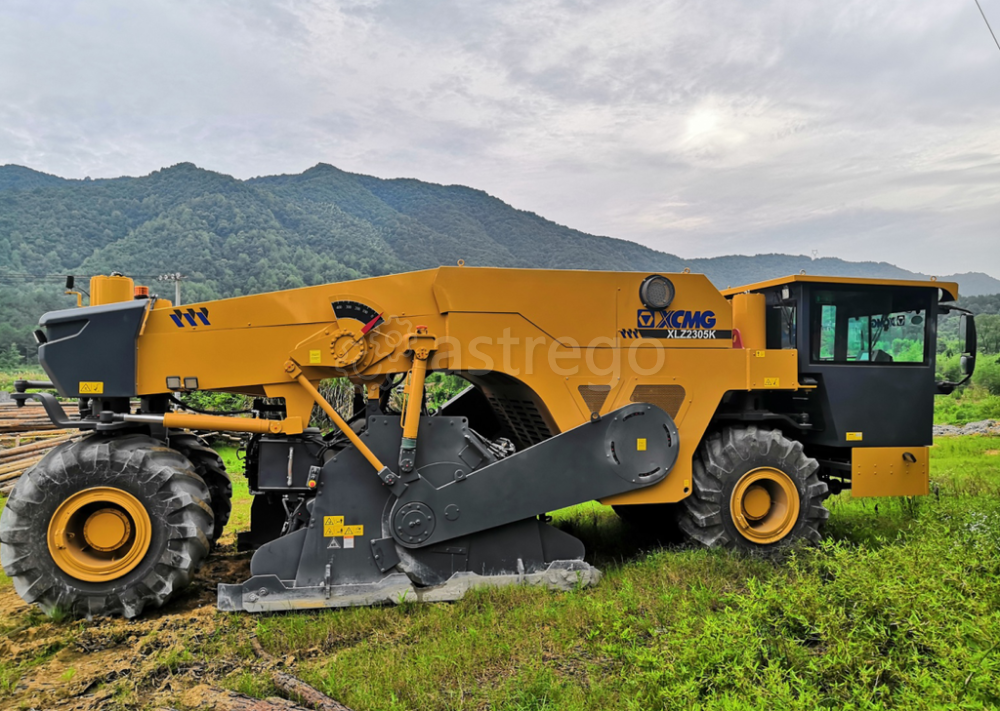 Стабилизатор грунта Ресайклер XCMG XLZ2305К, ширина фрезерного барабана 2300 мм Краснодар - изображение 1