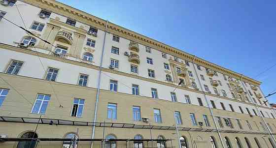 4-комн. квартира, 153.4 м2, 3/6 эт. Москва