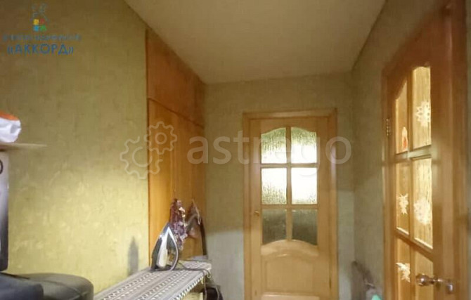3-комн. квартира, 56.6 м2, 1/5 эт. Бийск - изображение 1