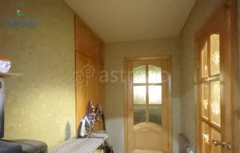 3-комн. квартира, 56.6 м2, 1/5 эт. Бийск - изображение 1