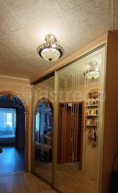 4-комн. квартира, 62 м2, 2/5 эт. Красноярск - изображение 1