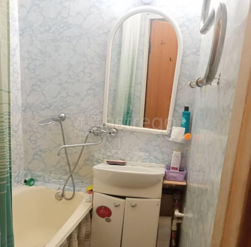 Комната, 50 м2, 2/5 эт. Санкт-Петербург - изображение 7