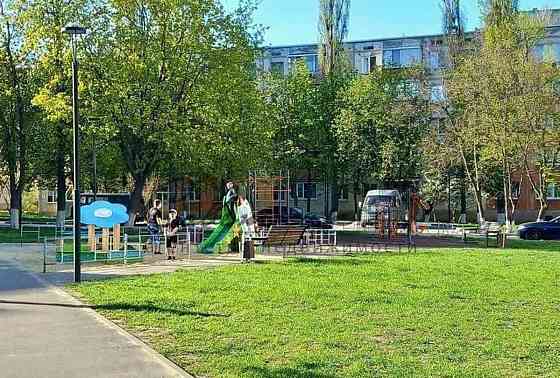 1-комн. квартира, 30.5 м2, 1/5 эт. Старый Оскол