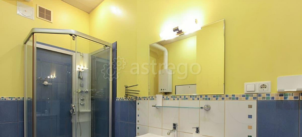 3-комн. квартира, 92 м2, 5/5 эт. Санкт-Петербург - изображение 2