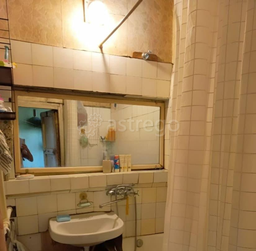 Комната, 66 м2, 3/5 эт. Москва - изображение 2
