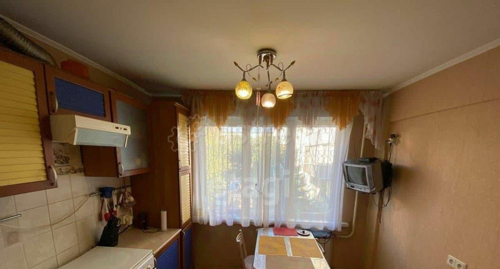 3-комн. квартира, 69.8 м2, 2/5 эт. Бийск - изображение 1
