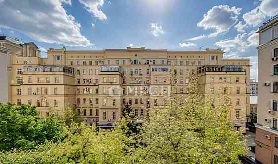 3-комн. квартира, 149.2 м2, 5/9 эт. Москва
