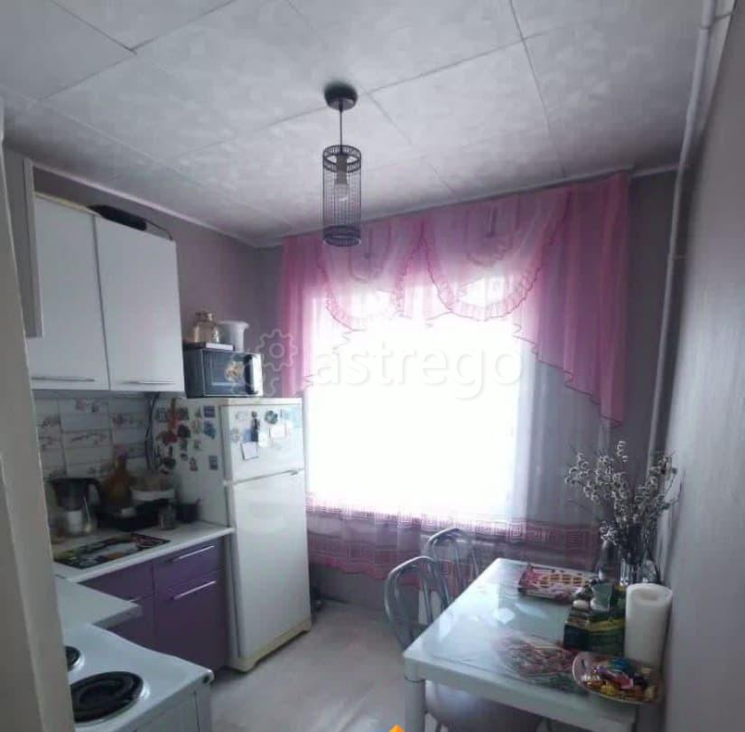 3-комн. квартира, 55.3 м2, 5/5 эт. Белогорск - изображение 1