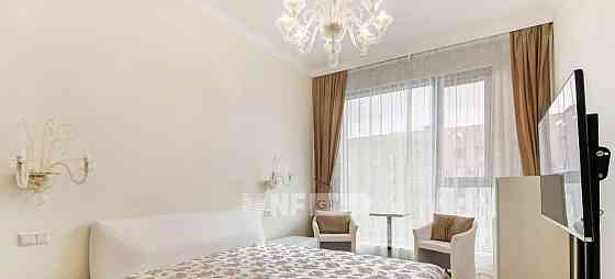 4-комн. квартира, 133.2 м2, 6/10 эт. Москва