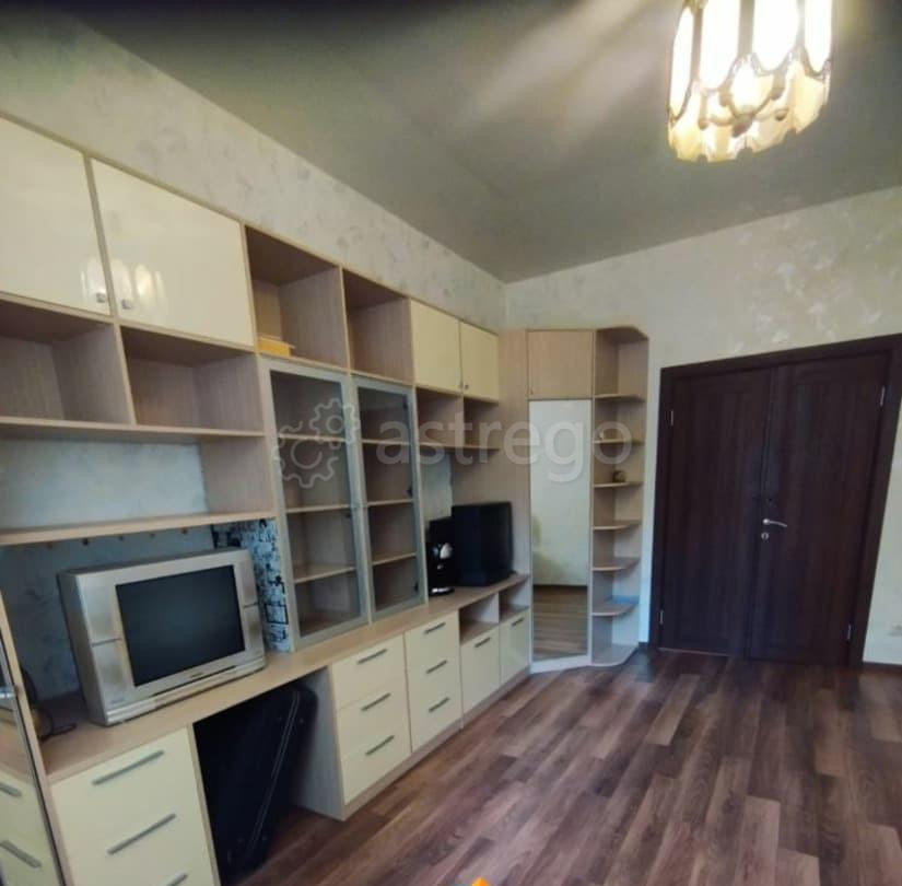 Комната, 20 м2, 1/5 эт. Москва - изображение 1