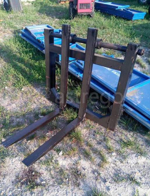 Вилы грузовые с подвижными лапами для фронтального погрузчика ОПН-1000 Краснодар - изображение 1