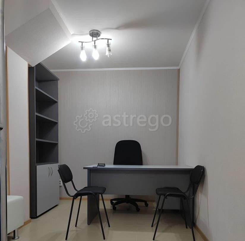 Офис, 15 м2 Новоалтайск - изображение 1