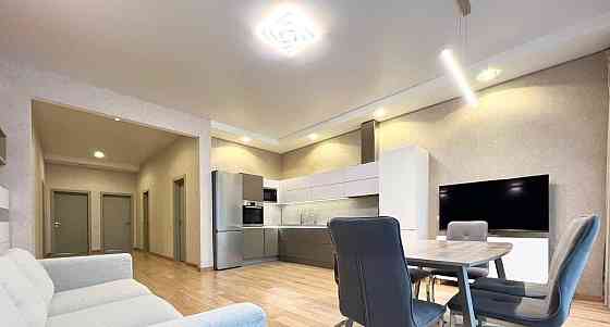 3-комн. квартира, 130 м2, 2/8 эт. Санкт-Петербург