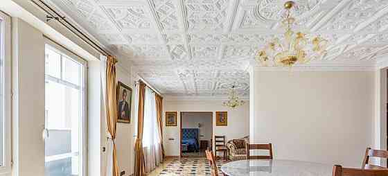 3-комн. квартира, 160 м2, 13/13 эт. Москва