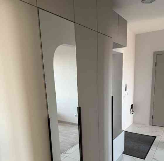 2-комн. квартира, 59 м2, 2/10 эт. Красноярск
