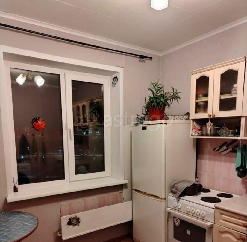 Комната, 20 м2, 9/9 эт. Красноярск - изображение 2