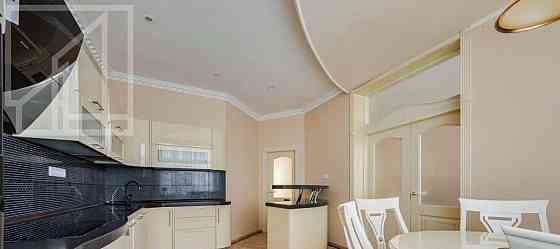 5-комн. квартира, 180 м2, 5/50 эт. Москва