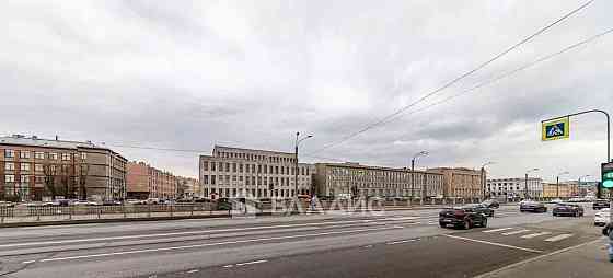 6-комн. квартира, 142.6 м2, 1/5 эт. Санкт-Петербург