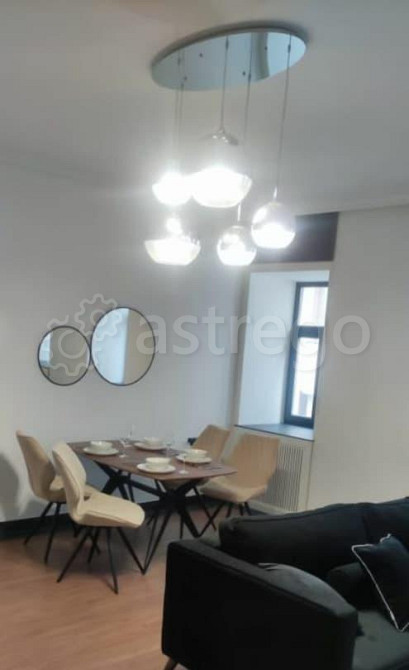 Студия, 42 м2, 2/3 эт. Москва - изображение 1