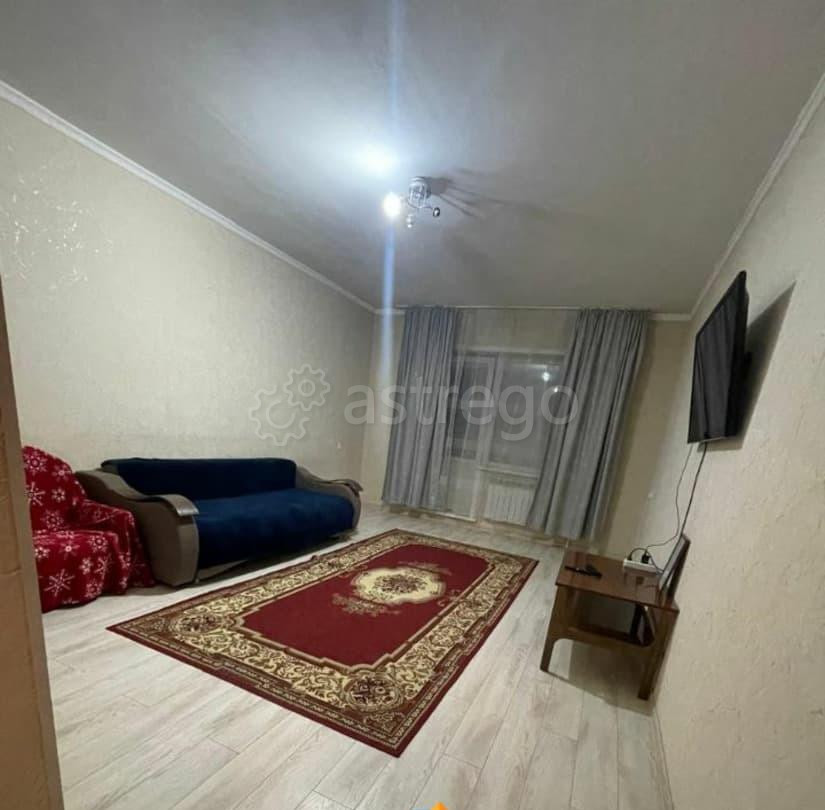 2-комн. квартира, 50 м2, 3/6 эт. Горно-Алтайск - изображение 1