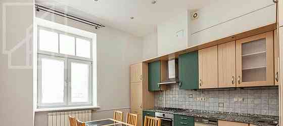 5-комн. квартира, 180 м2, 5/5 эт. Москва