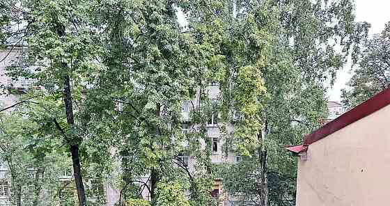 4-комн. квартира, 100 м2, 4/6 эт. Санкт-Петербург