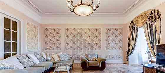 2-комн. квартира, 120 м2, 3/5 эт. Санкт-Петербург