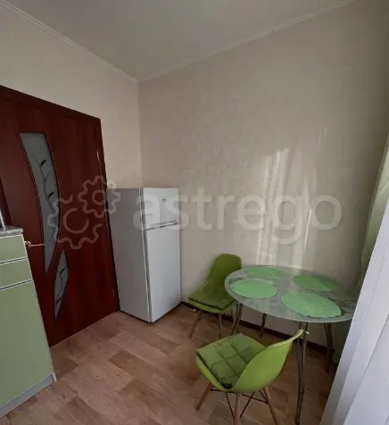 Сдам 1-комн. квартиру, 33 м2, 2/5 эт., долгосрочно Курган - изображение 2