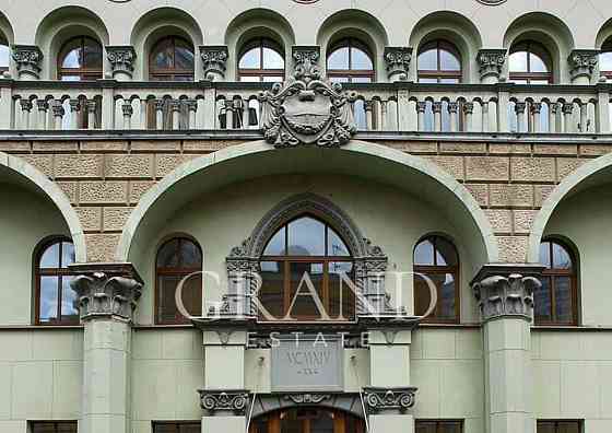 4-комн. квартира, 161.6 м2, 2/7 эт. Москва