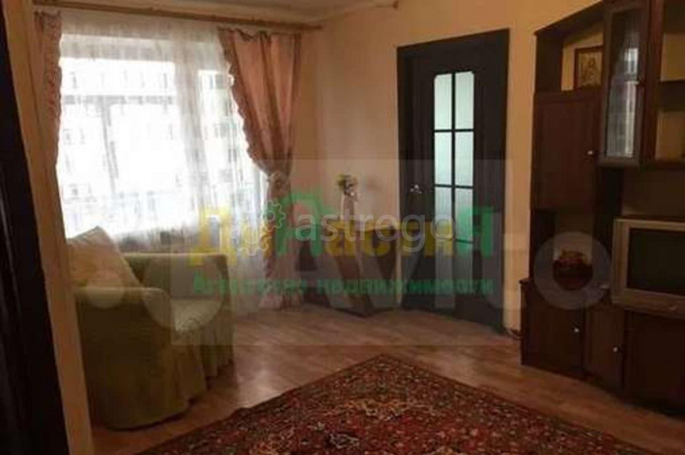 3-комн. квартира, 58 м2, 5/5 эт. Белгород - изображение 1