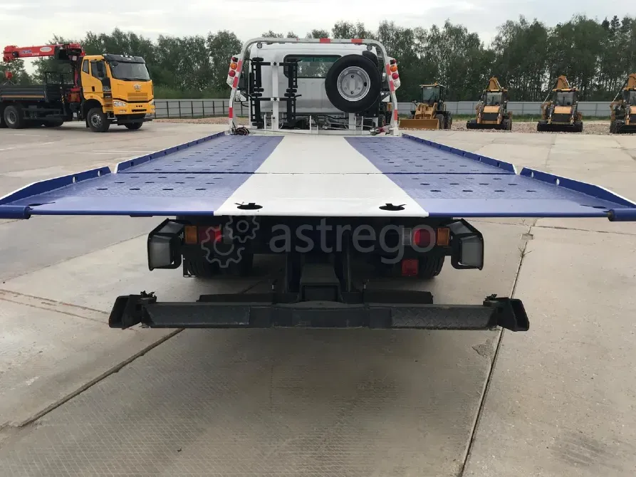 Новый "Исузу" с брелем.Разрешённая г.п. 6200кг. Щёлково - изображение 6