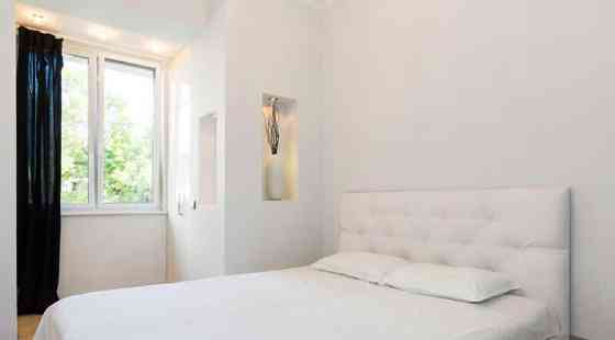 2-комн. квартира, 45 м2, 5/7 эт. Москва