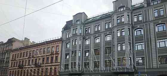 6-комн. квартира, 186 м2, 3/5 эт. Санкт-Петербург