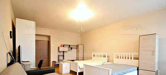 2-комн. квартира, 89 м2, 5/5 эт. Санкт-Петербург