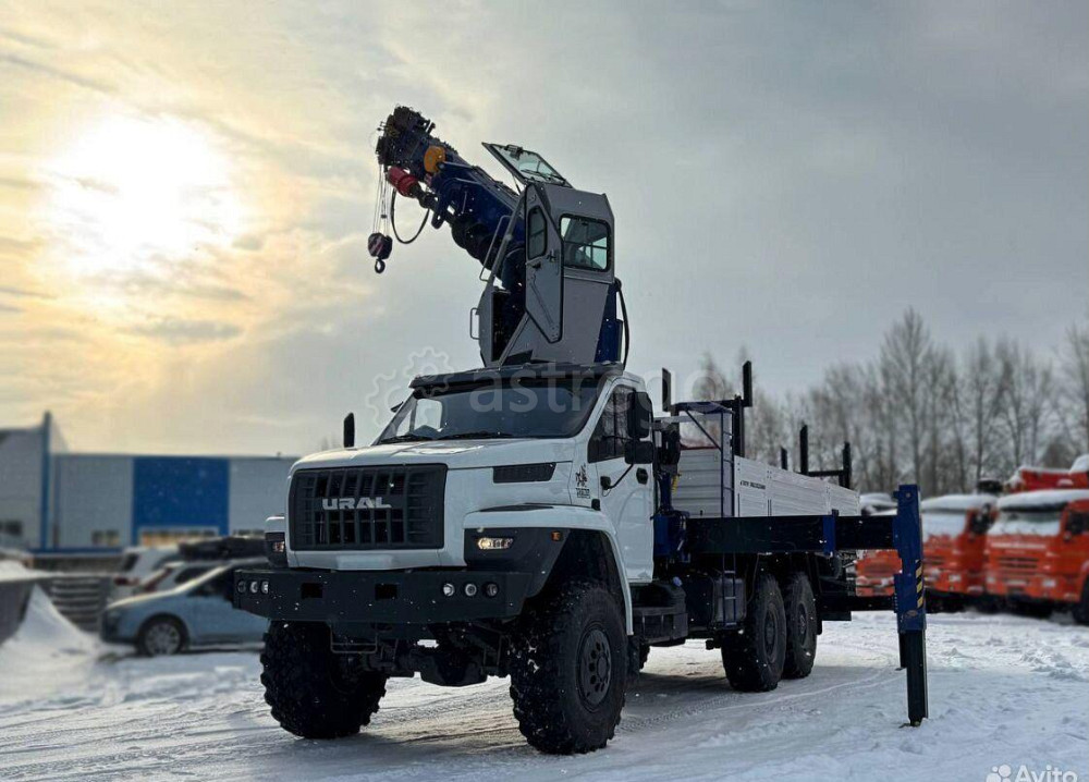 Бортовой грузовик Урал NEXT 4320-6951-72 с КМУ DongYang, 2025 Набережные Челны - изображение 1