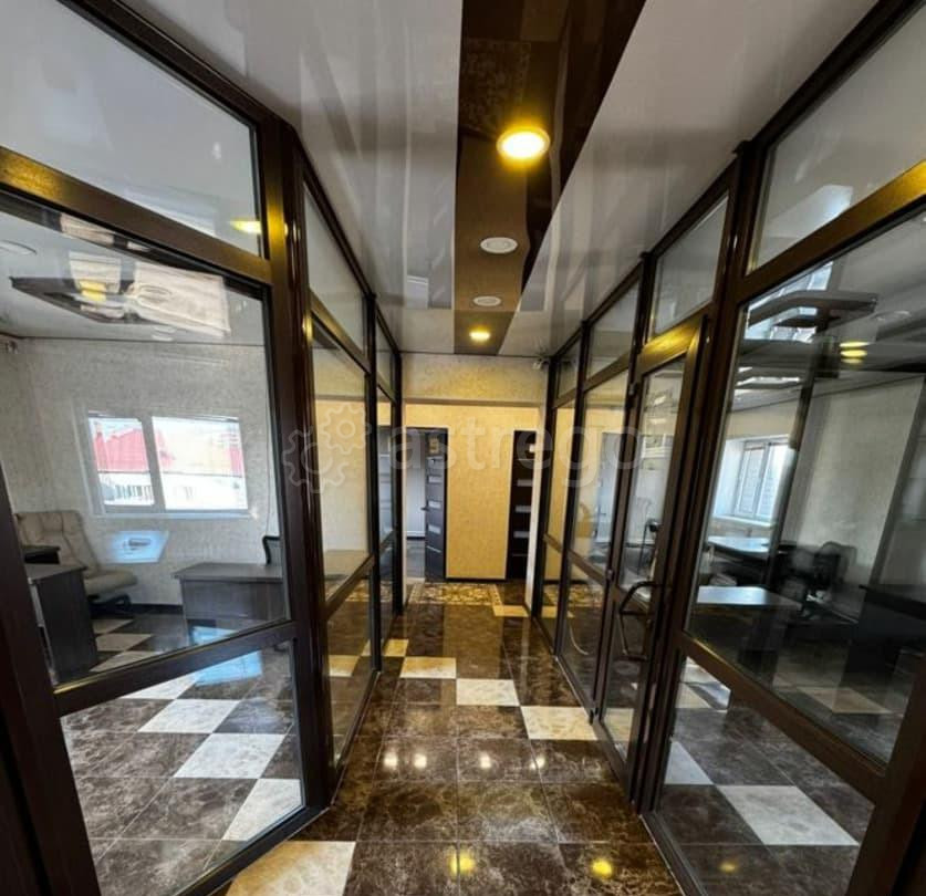 Офис, 19 м2 Благовещенск - изображение 2