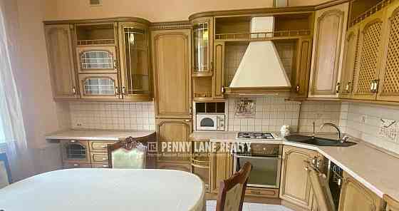 4-комн. квартира, 110 м2, 4/8 эт. Москва