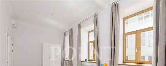 6-комн. квартира, 301 м2, 3/5 эт. Москва