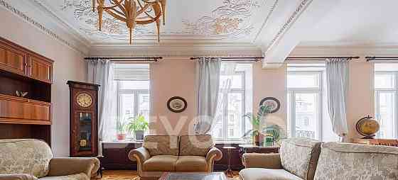 5-комн. квартира, 194 м2, 4/6 эт. Санкт-Петербург