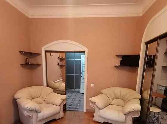 3-комн. квартира, 71 м2, 2/8 эт. Москва